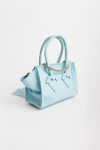 Valentina en azul bebé
