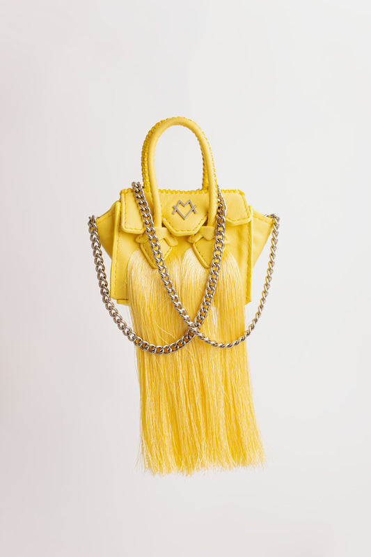 La Bebe en amarillo bebé